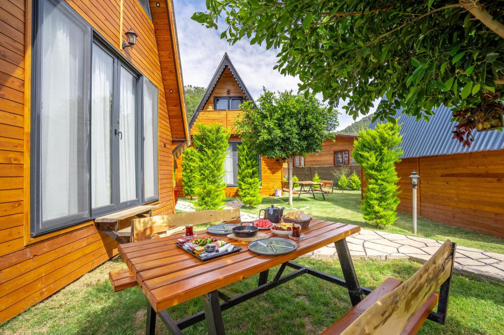 Karaoez Sapphire Bungalows Kumluca Exteriér fotografie
