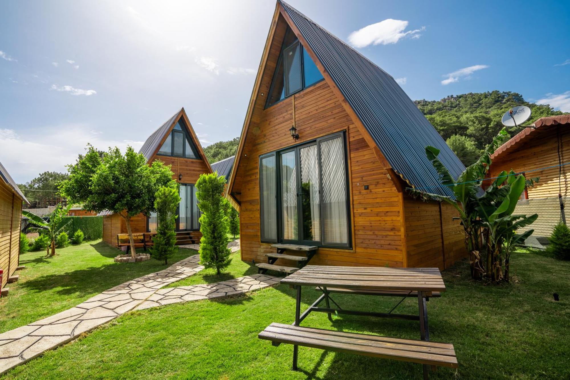 Karaoez Sapphire Bungalows Kumluca Exteriér fotografie