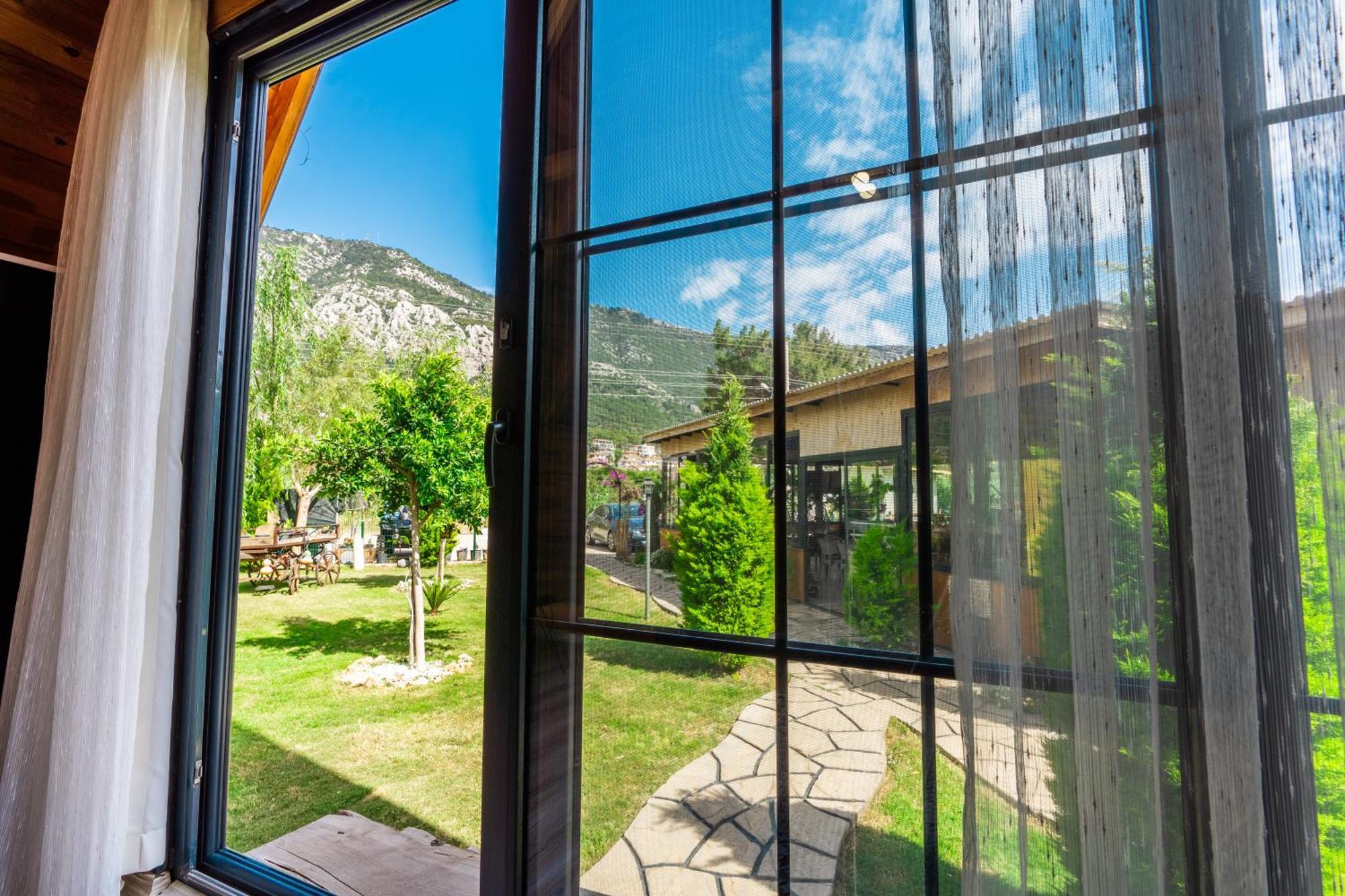 Karaoez Sapphire Bungalows Kumluca Exteriér fotografie